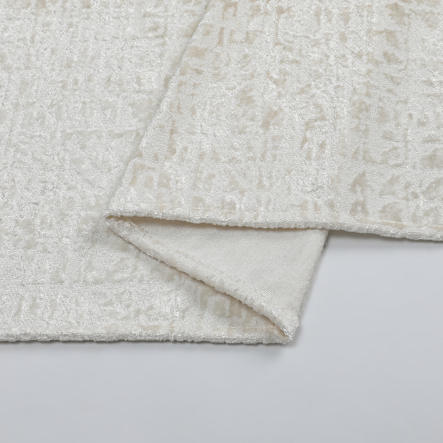 MTTC-1424 - Velvet Fabric Availability